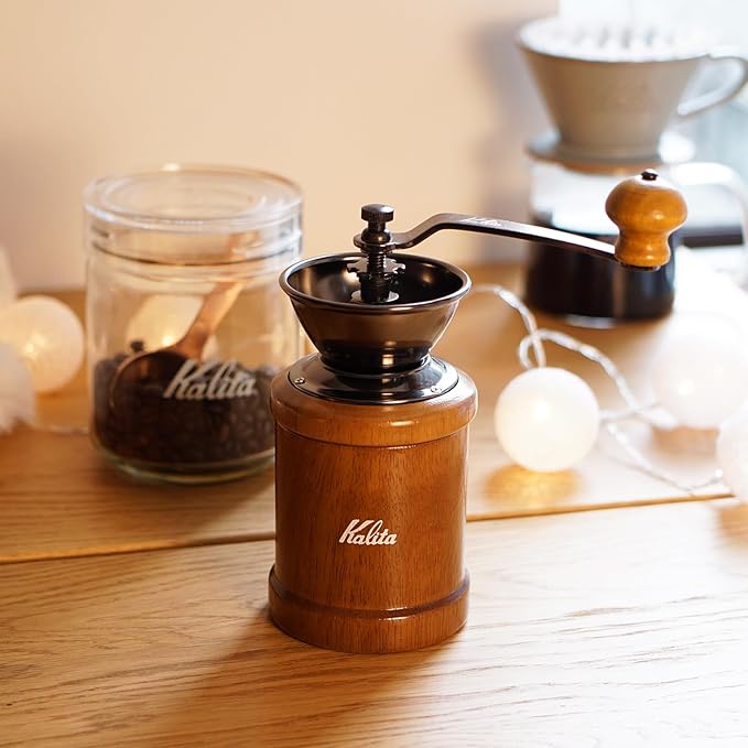 [Amazon.co.jp Limited] Carita KH-3AM Wood Coffee Grinder, Durable Cast Iron Cutter, Adjustable Coarseness, Hand Grinder, Coffee Grinder, Small Size, Portable, Mountain Climbing, Cafe, Decorative,