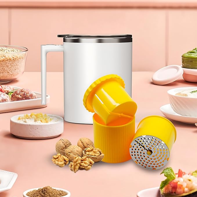 Nutmeg Grater, Multifunctional Nut Grinder Nutmeg Grinder Nuts Grinder Tool Suitable for Nutmeg Walnuts Peanuts Coffee Beans Cashews and Other Small Particles of Seasoning Nut Chopper